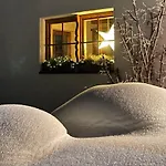 Bergblick-pettneu 아파트 *