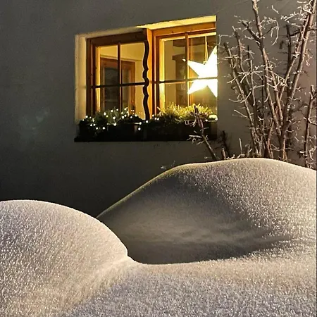 Bergblick-pettneu Apartmán *