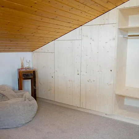 Bergblick-pettneu Apartmán *