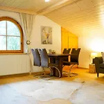Bergblick-pettneu * 佩特诺伊阿尔贝格
